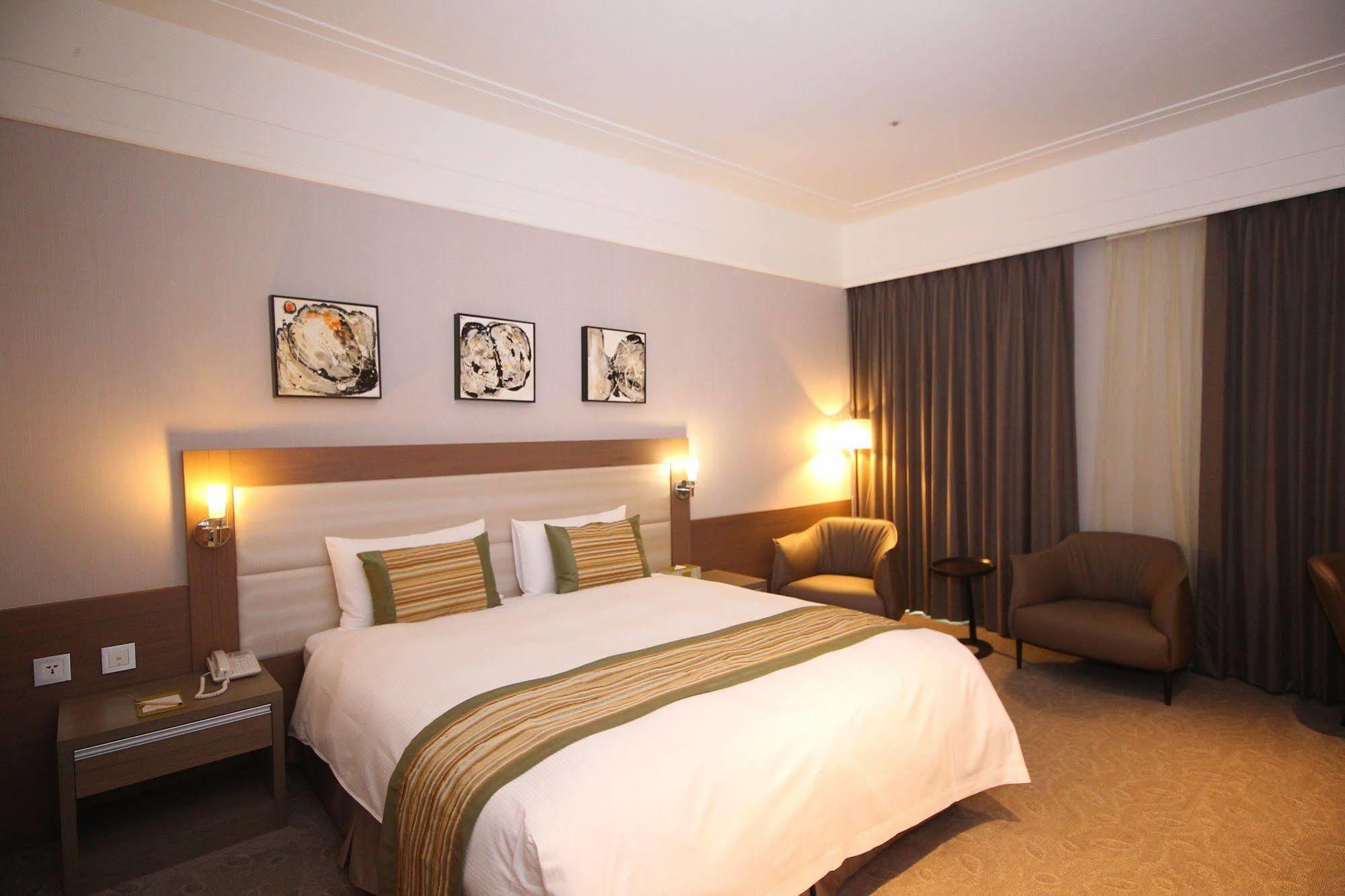 Grace Hotel Zhonghe Zhonghe  Extérieur photo